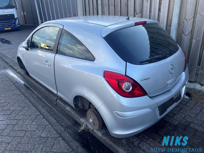 Opel Corsa D 1.3 CDTi 16V ecoFLEX Sloopvoertuig (2010, Grijs)