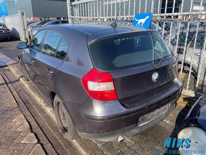 BMW 1 serie 116i 1.6 16V Sloopvoertuig (2005, Blauw)