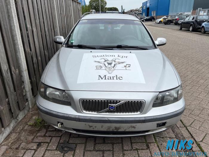 Volvo V70 2.4 20V 140 Sloopvoertuig (2000, Grijs)