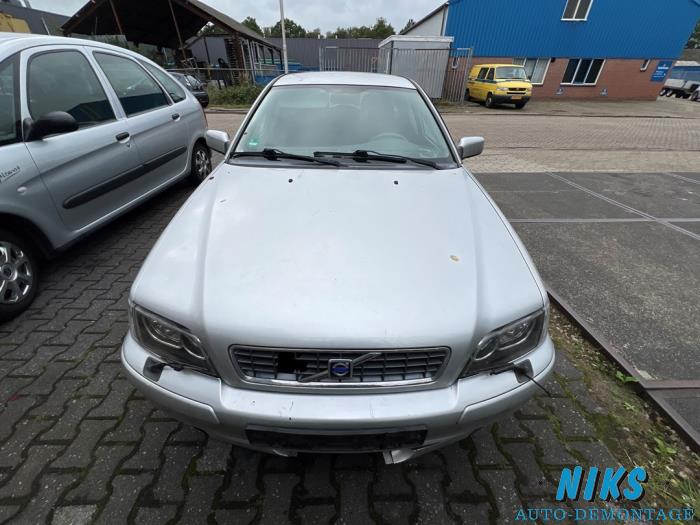 Volvo V40 2.0 16V Sloopvoertuig (2004, Grijs)