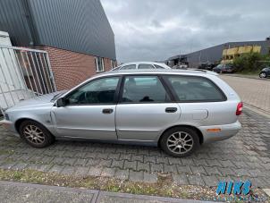 Volvo V40 2.0 16V  (Sloop)