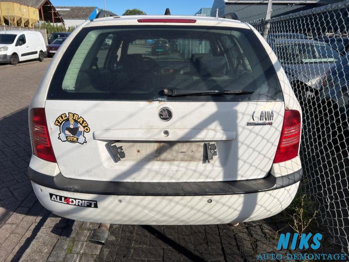 Skoda Octavia Combi 1.9 TDi 110 Sloopvoertuig (2003, Wit)