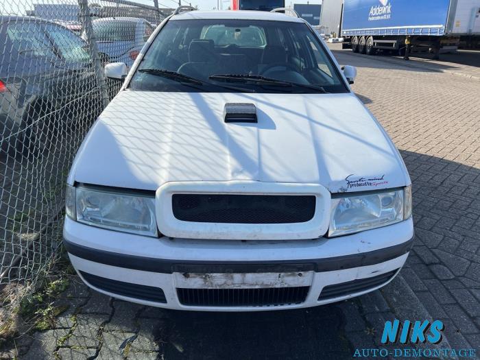 Skoda Octavia Combi 1.9 TDi 110 Sloopvoertuig (2003, Wit)