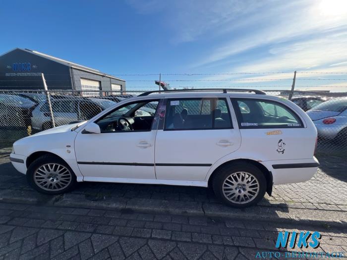 Skoda Octavia Combi 1.9 TDi 110 Sloopvoertuig (2003, Wit)