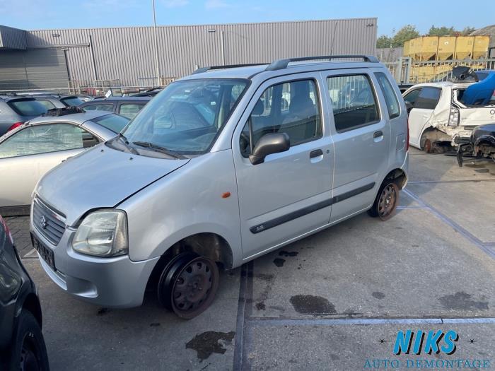 Suzuki Wagon-R+ 1.3 16V Sloopvoertuig (2004, Grijs)