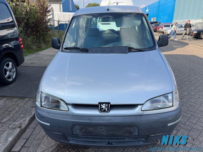 Peugeot Partner Combispace 1.8 Sloopvoertuig (1999, Grijs)