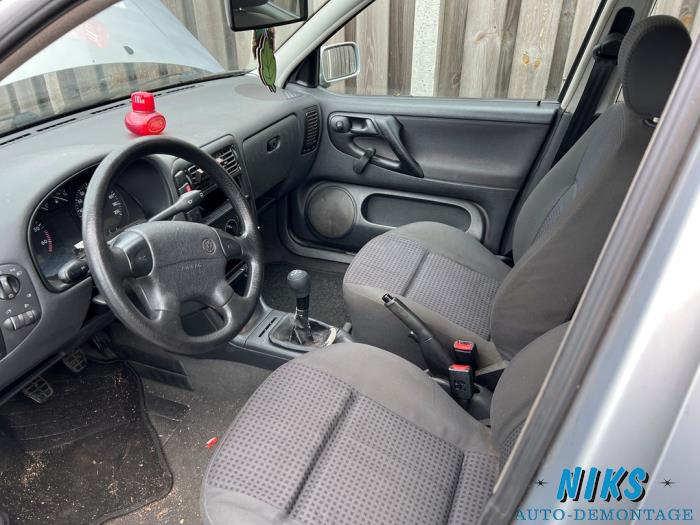 Volkswagen Polo III 1.4i 60 Sloopvoertuig (1998, Grijs)