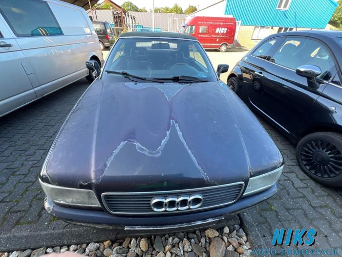Audi Cabrio 2.3 E Schadevoertuig (1991, Blauw)