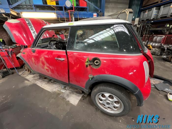 Mini Mini One/Cooper 1.6 16V Cooper Sloopvoertuig (2005, Rood)