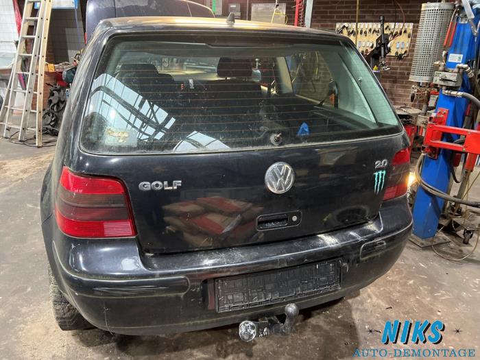 Volkswagen Golf IV 2.0 Sloopvoertuig (2003, Zwart)