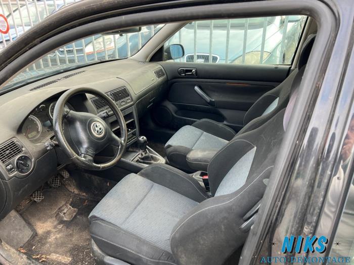 Volkswagen Golf IV 1.6 16V Sloopvoertuig (2003, Zwart)