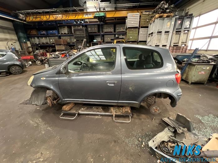 Toyota Yaris 1.3 16V VVT-i Sloopvoertuig (2005, Blauw)