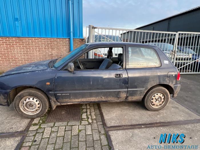 Daihatsu Charade 1.3i TX/CX 16V Sloopvoertuig (1996, Blauw)