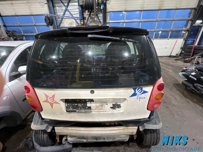 Smart City-Coupé 0.6 Turbo i.c. Smart&Pure Sloopvoertuig (2000, Zwart)