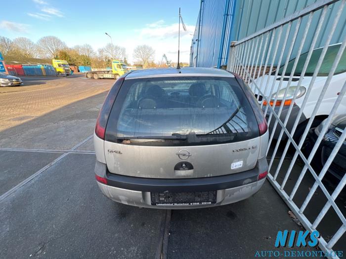 Opel Corsa C 1.2 16V Sloopvoertuig (2002, Grijs)