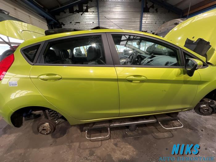 Ford Fiesta 6 1.25 16V Sloopvoertuig (2010, Groen)
