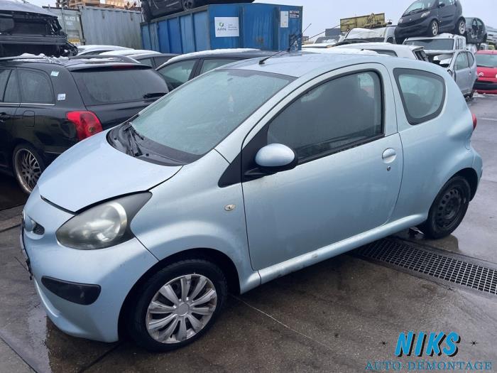 Toyota Aygo 1.0 12V VVT-i Sloopvoertuig (2005, Blauw)
