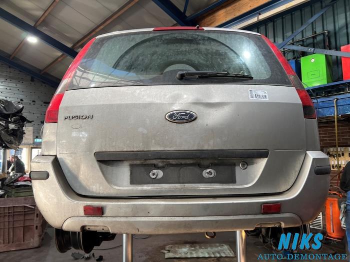 Ford Fusion 1.4 16V Sloopvoertuig (2004, Grijs)