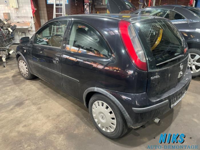 Opel Corsa C 1.2 16V Sloopvoertuig (2004, Zwart)