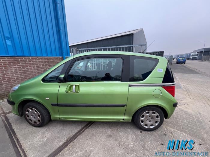 Peugeot 1007 1.4 Sloopvoertuig (2005, Groen)