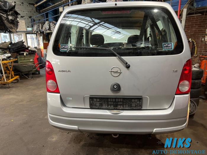 Opel Agila 1.2 16V Sloopvoertuig (2004, Grijs)