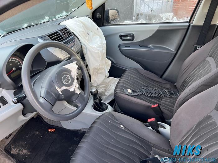 Nissan Pixo 1.0 12V Sloopvoertuig (2010, Bruin)