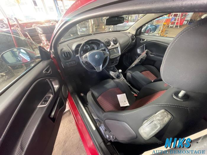 Alfa Romeo MiTo 1.4 Turbo Multi Air 16V Sloopvoertuig (2010, Rood)