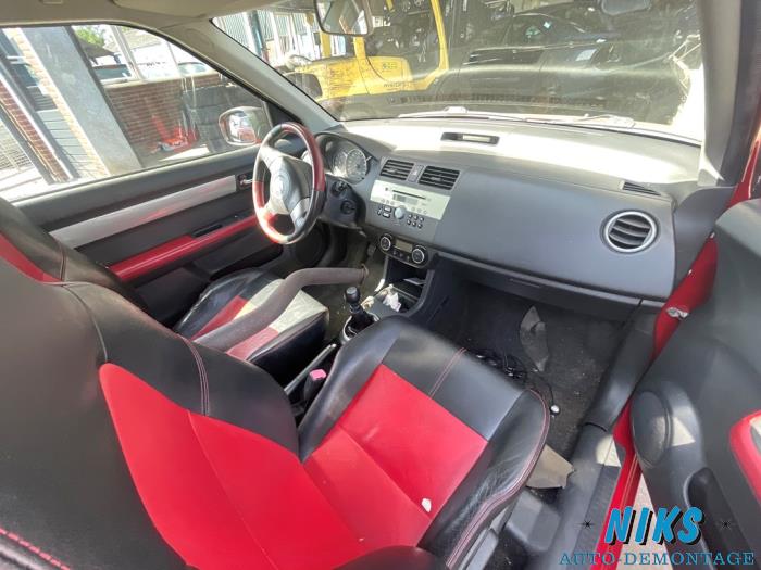 Suzuki Swift 1.6 Sport VVT 16V Sloopvoertuig (2009, Rood)