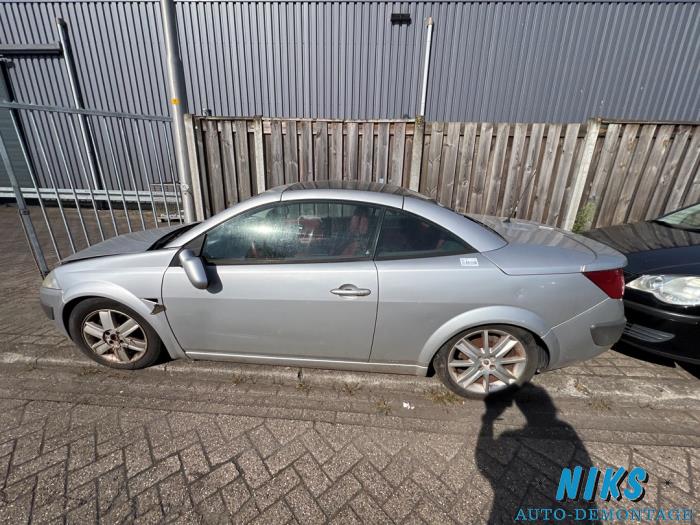 Renault Megane II CC 2.0 16V Turbo  (Sloop)