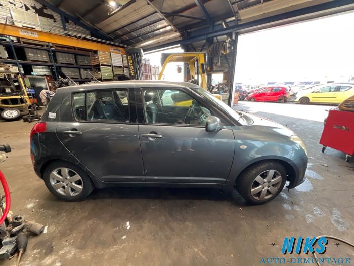Suzuki Swift 1.3 VVT 16V Sloopvoertuig (2008, Grijs)