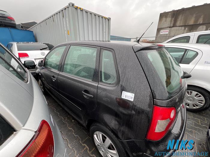 Volkswagen Polo IV 1.4 16V 75 Sloopvoertuig (2004, Zwart)