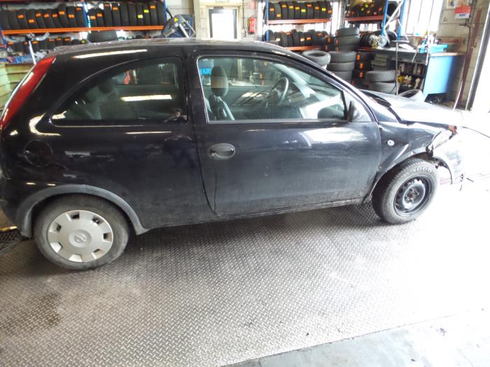 Opel Corsa C 1.2 16V Sloopvoertuig (2004, Zwart)
