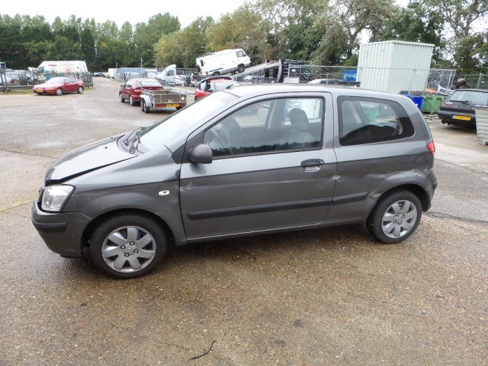 Hyundai Getz Sloopvoertuig (2004, Grijs)