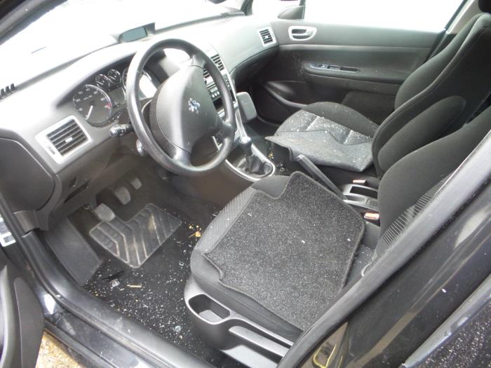 Peugeot 307 1.6 16V Sloopvoertuig (2006, Zwart)