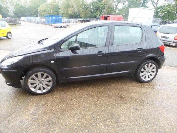 Peugeot 307 1.6 16V Sloopvoertuig (2006, Zwart)
