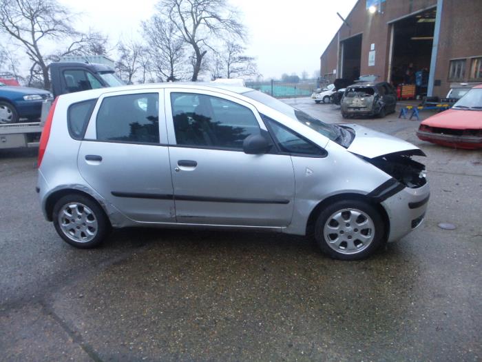 Mitsubishi Colt 1.5 DI-D 12V HP Sloopvoertuig (2006, Grijs)