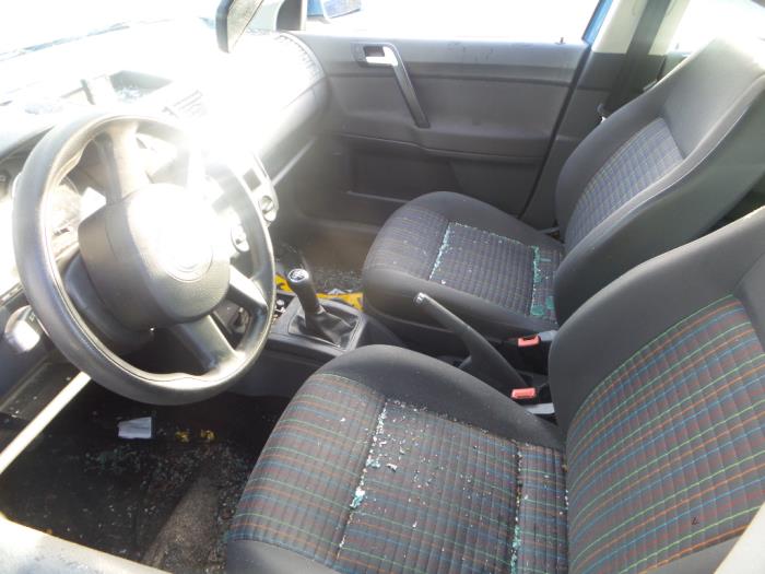 Volkswagen Polo IV 1.4 16V Sloopvoertuig (2006, Blauw)