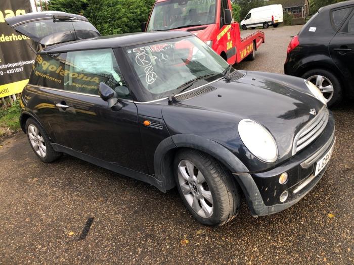 Mini Mini One/Cooper 1.6 16V Cooper Sloopvoertuig (2005, Donker, Zwart)