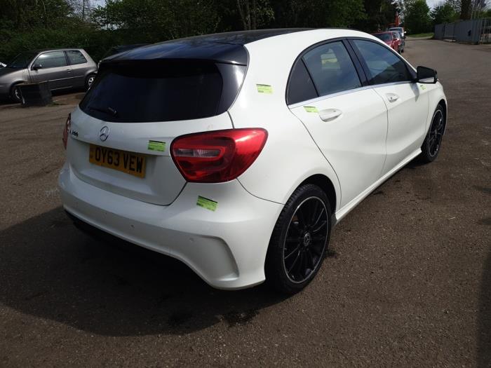Mercedes A 1.6 A-200 16V Sloopvoertuig (2013, Wit)