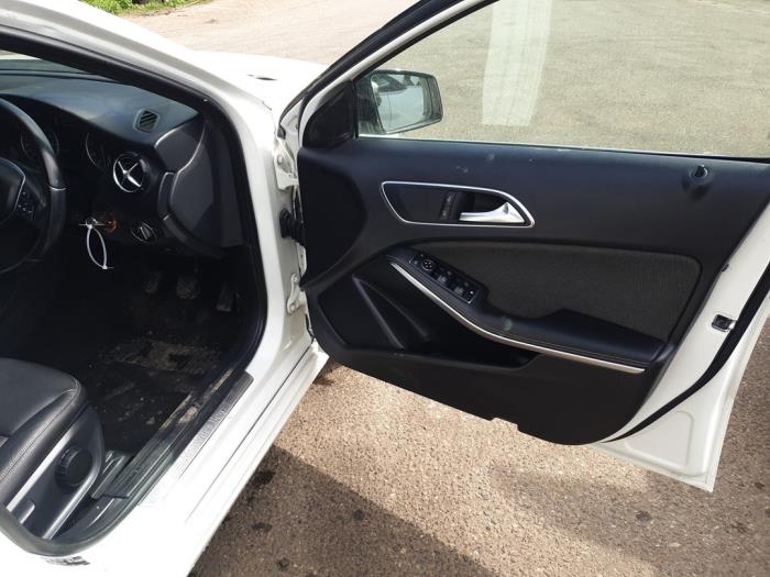 Mercedes A 1.6 A-200 16V Sloopvoertuig (2013, Wit)