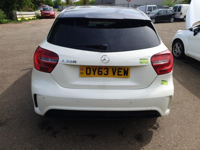 Mercedes A 1.6 A-200 16V Sloopvoertuig (2013, Wit)