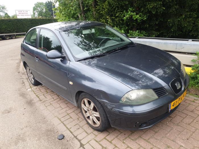 Seat Ibiza III 1.4 16V 75 Sloopvoertuig (2004, Blauw)