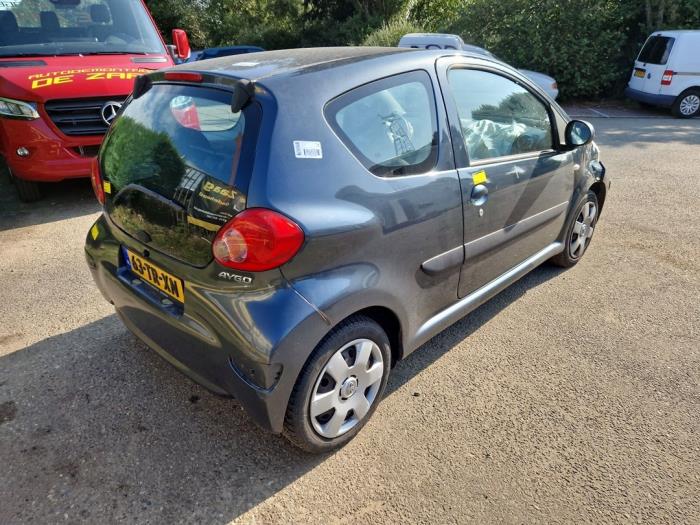 Toyota Aygo 1.0 12V VVT-i Sloopvoertuig (2007, Grijs)