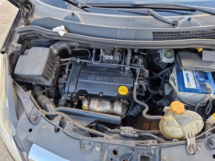 Opel Corsa D 1.4 16V Twinport Sloopvoertuig (2008, Zwart)