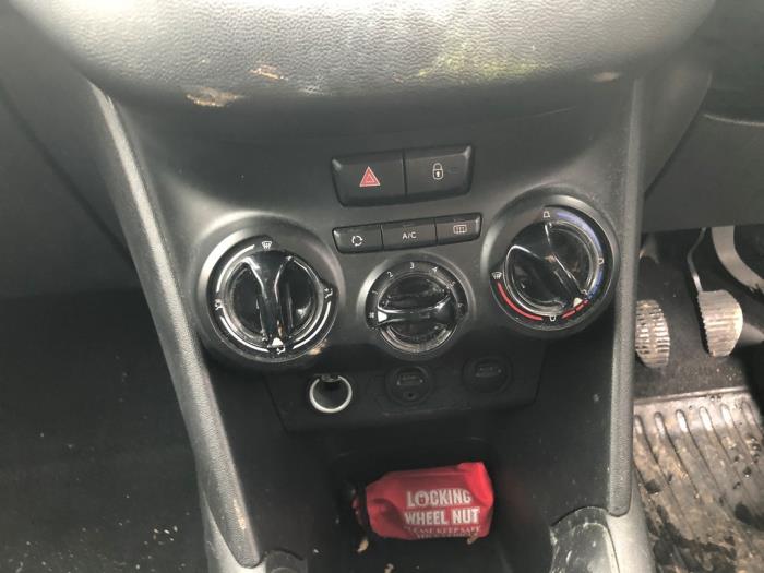 Peugeot 208 I 1.2 Vti 12V PureTech 82 Sloopvoertuig (2013, Blauw)