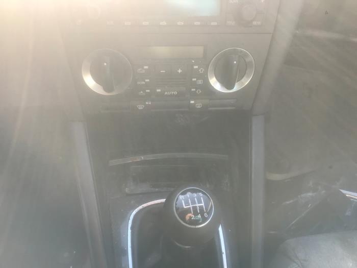 Audi A3 1.6 16V FSI Sloopvoertuig (2004, Grijs)