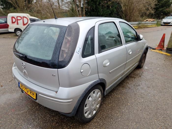 Opel Corsa C 1.2 16V Sloopvoertuig (2004, Grijs)