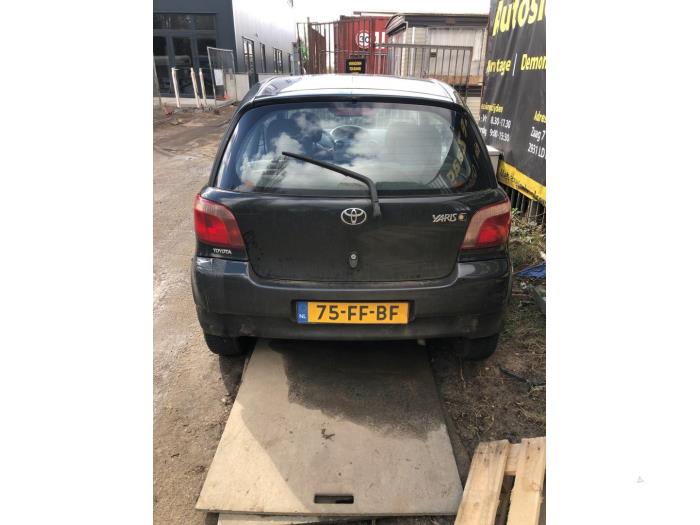 Toyota Yaris 1.0 16V VVT-i Sloopvoertuig (2000, Zwart)