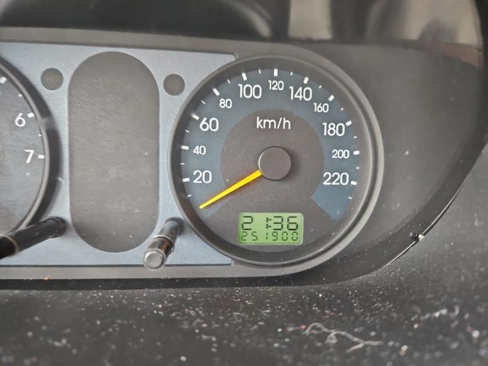Ford Fiesta 5 1.3 Sloopvoertuig (2002, Zwart)