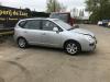 Kia Carens III 2.0i CVVT 16V Sloopvoertuig (2010, Grijs)